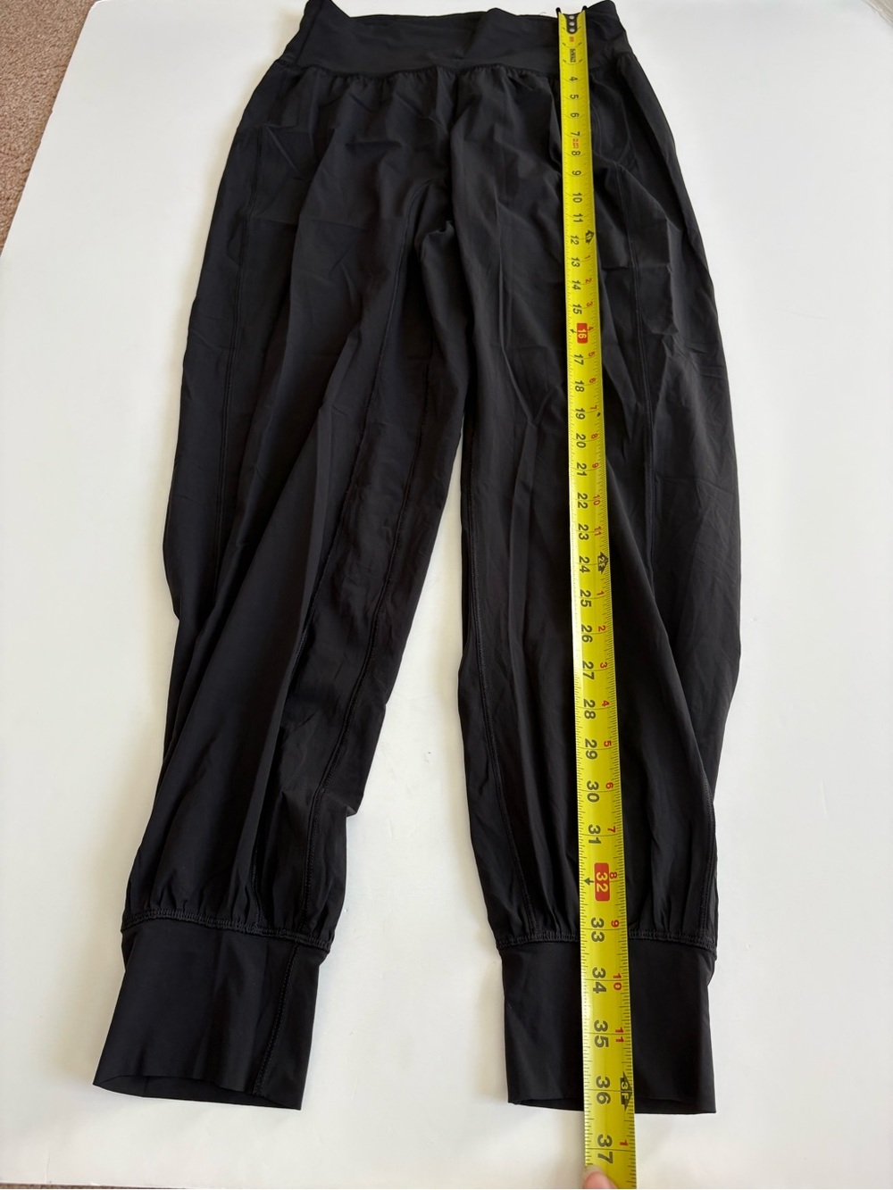 Lululemon Sun Setter Jogger Black Lightweight Size 4 - Picture 9 of 9